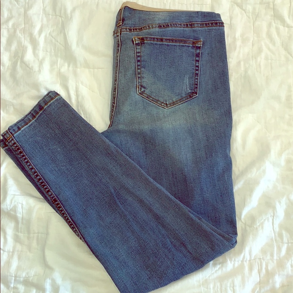 Liz Lange Maternity Jean Legging